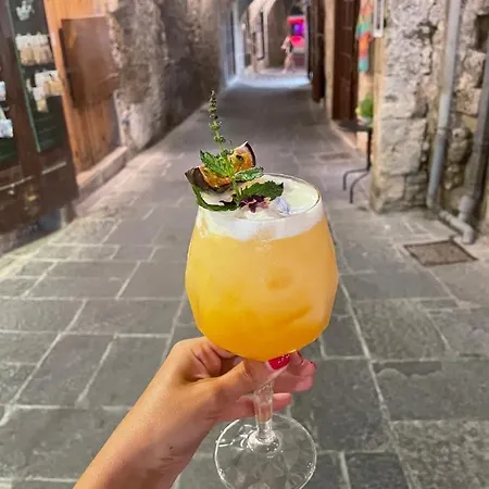 Decan Concept Boutique Estate Rhodes City