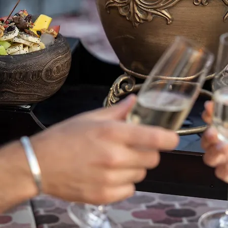 Hotell Decan Concept Boutique Estate